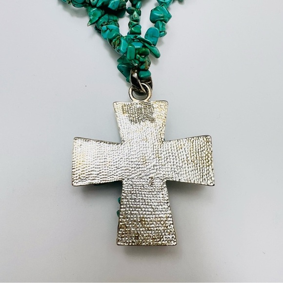TRIPLE STRAND TURQUOISE NUGGET NECKLACE WITH 3” TURQUOISE CROSS - Picture 5 of 8